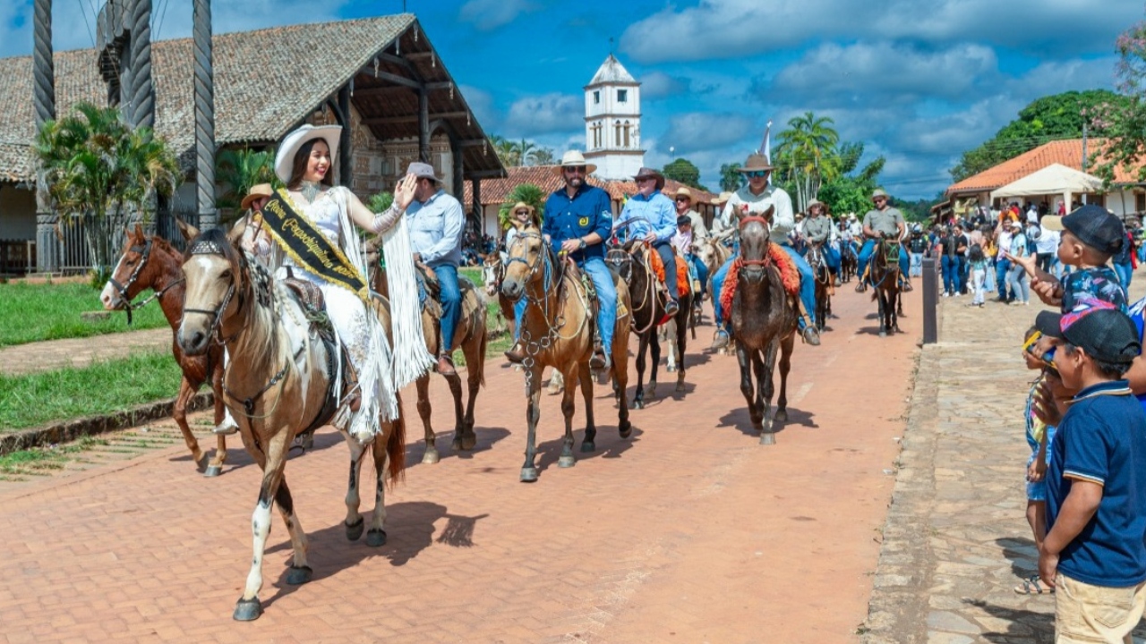 Cabalgata de Comitivas, en Concepción, Santa Cruz (Foto: Fexpo Chiquitana) 