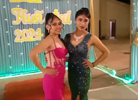 Lesly Apucaroba y Guadalupe Abiyuna (Foto: Captura)