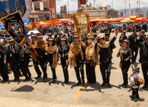 Fraternidad Morenada Central Oruro (Foto: M.C.O.)