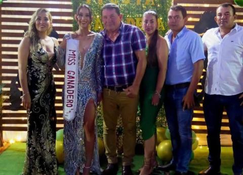 Reina y ganaderos de Huacaraje, Beni (Foto: Asogahua) 