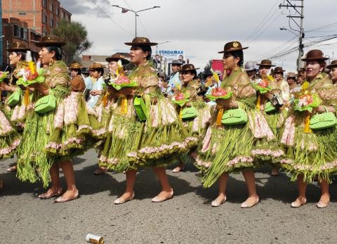 Guías de la Morenada Chacaltaya 97.16 (Foto: Mediabol)
