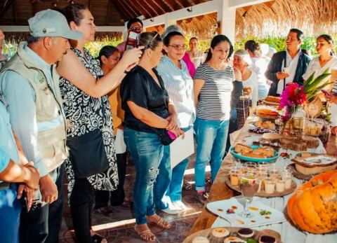 Capacitación sobre gastronomía en San Ignacio de Moxos (Foto: GAMSIM)